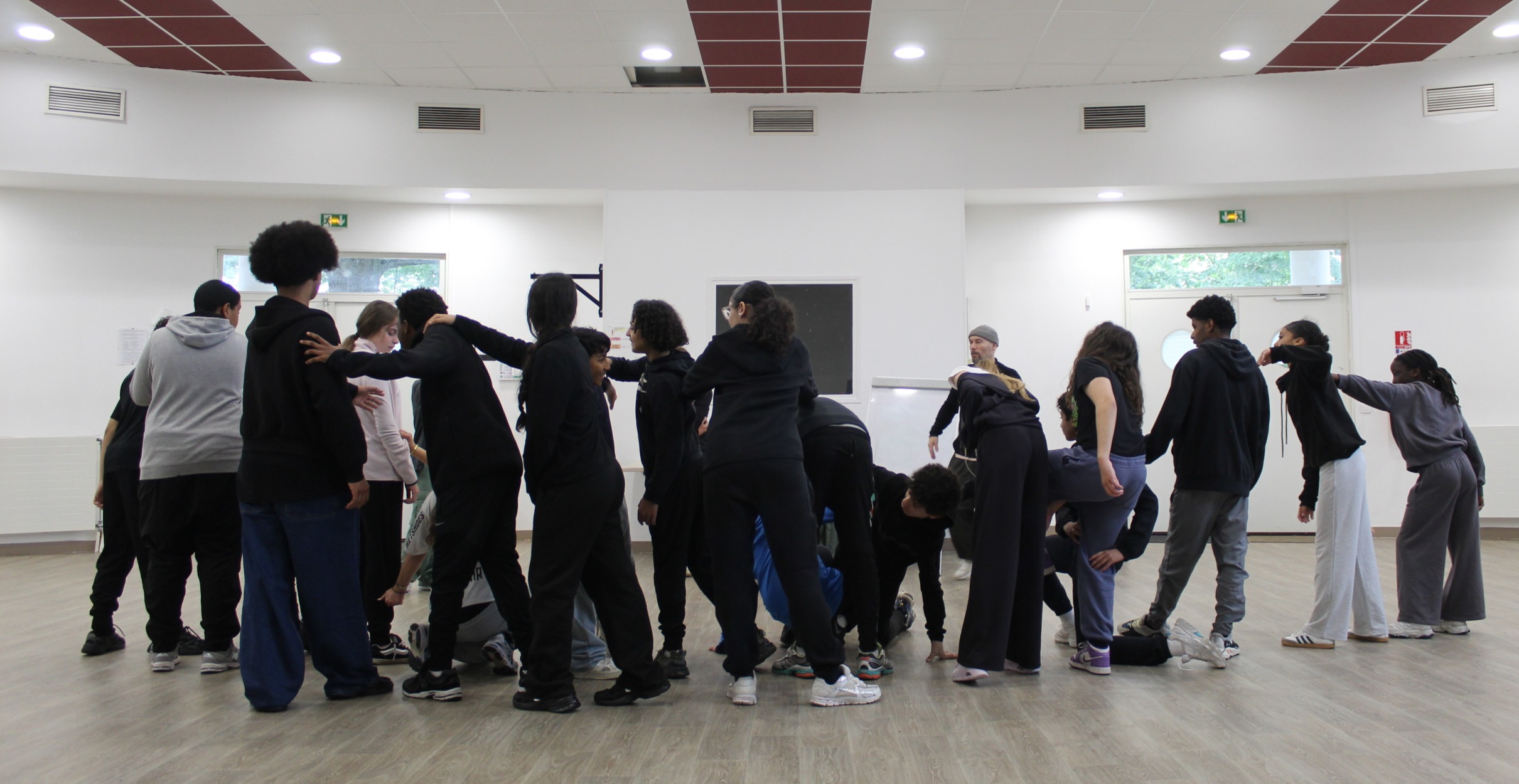 Atelier danse 4e3 c CD92 Sana Roy 9